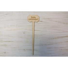   Natúr fa - Beszúrós "Boldog születésnapot!"gravírozott tábla 33cm