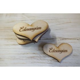   Natúr fa - "Édesanyám" gravírozott szív 10db/csomag