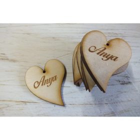   Natúr fa - "Anya" gravírozott szív 5cm 10db/csomag