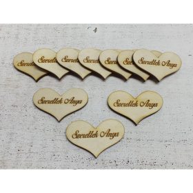   Natúr fa - "Szeretlek Anya" gravírozott szív 10db/csomag
