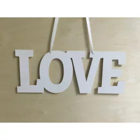 Natúr fa "Love" felirat lyukkal fehér