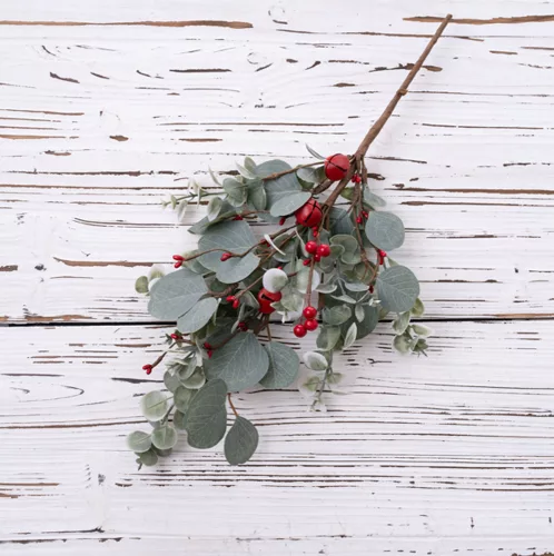 Csörgős téli ág levelekkel és bogyókkal, 49cm magas